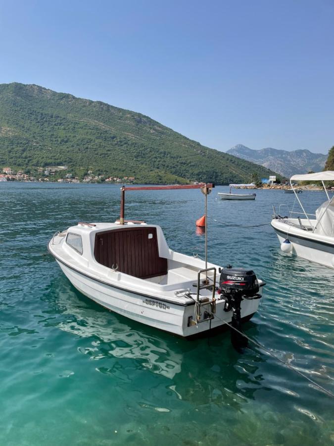 Apartmani Ivana Tivat Exterior foto