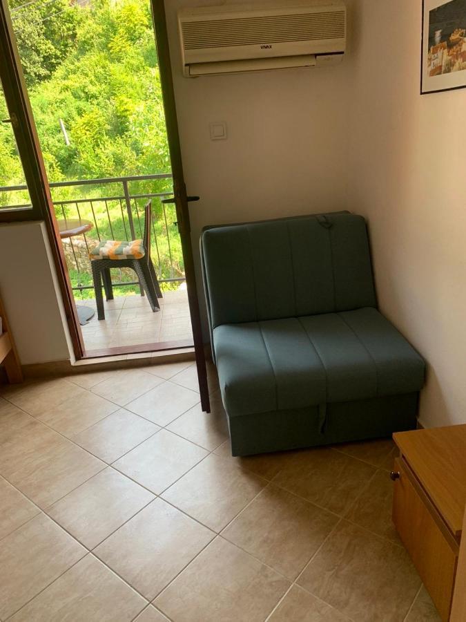 Apartmani Ivana Tivat Exterior foto