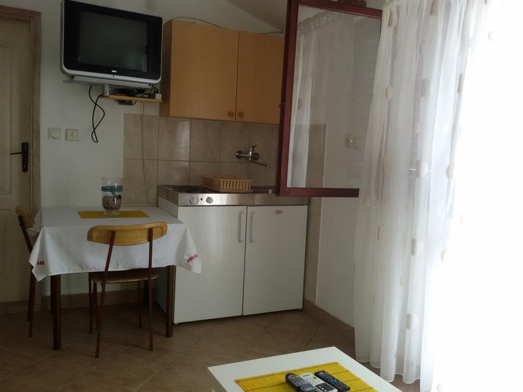 Apartmani Ivana Tivat Exterior foto